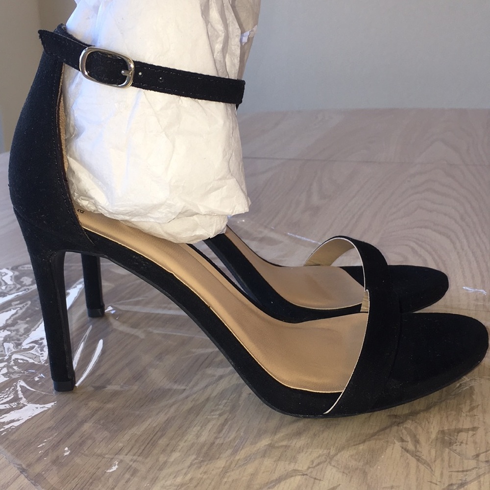 Black Sandal